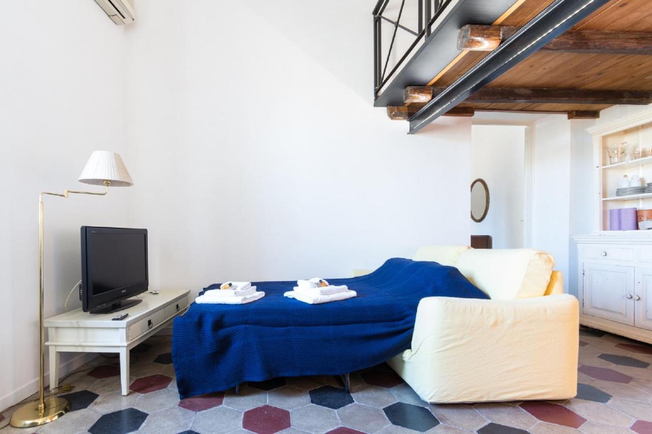 Sunny Apartment Navona Square Rome Bagian luar foto
