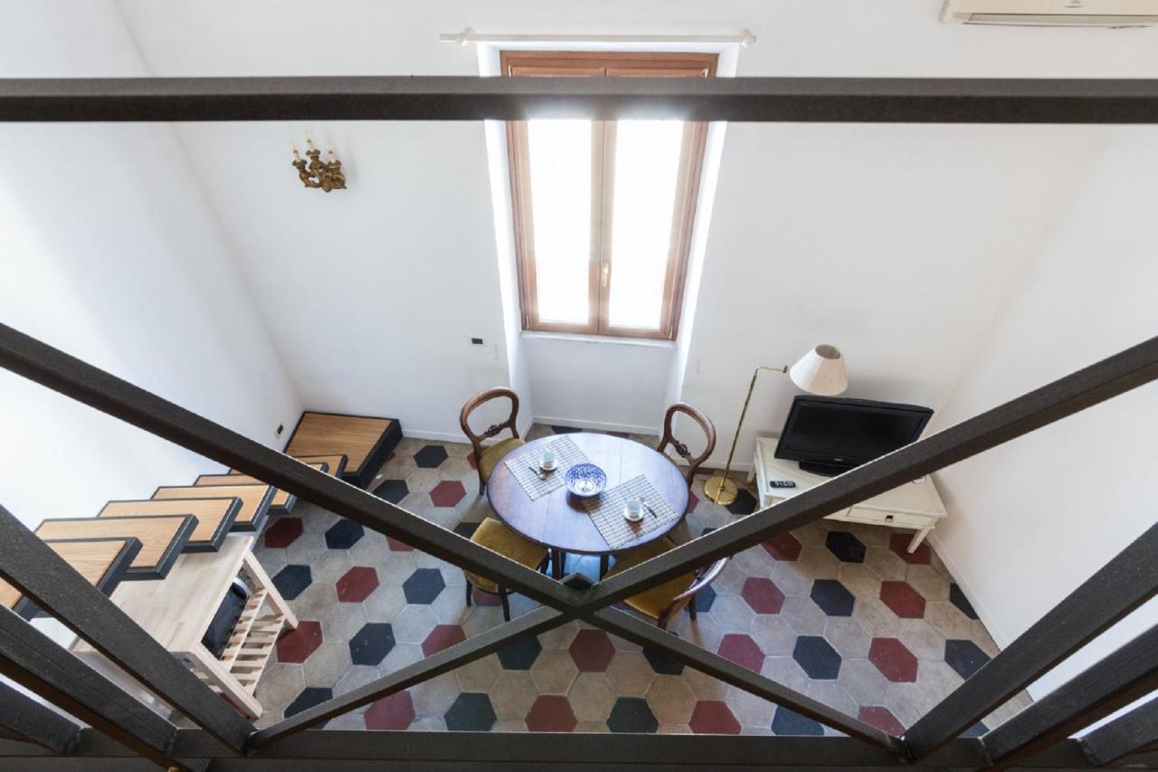 Sunny Apartment Navona Square Rome Bagian luar foto