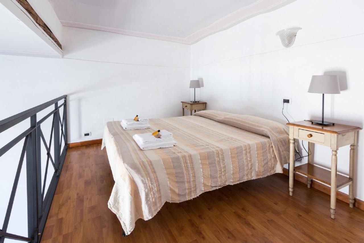 Sunny Apartment Navona Square Rome Bagian luar foto